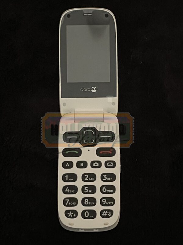 Happytime Murders Phils Cell Phone front_02