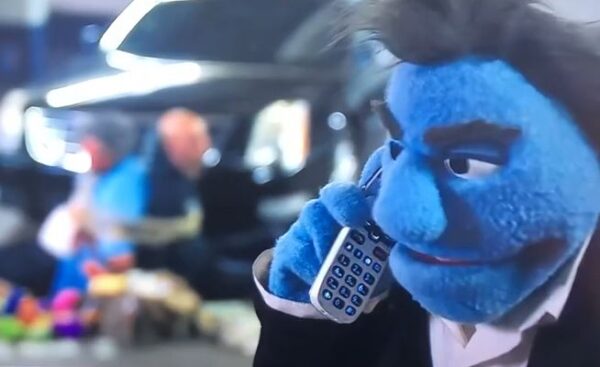 Happytime Murders Phils Cell Phone front_03
