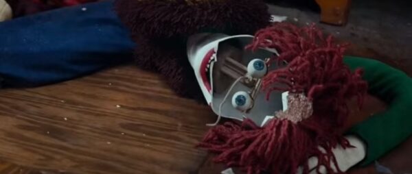 Poltergeist - clown head_04