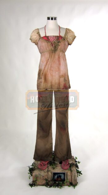 amy’s (jena malone) complete outfit