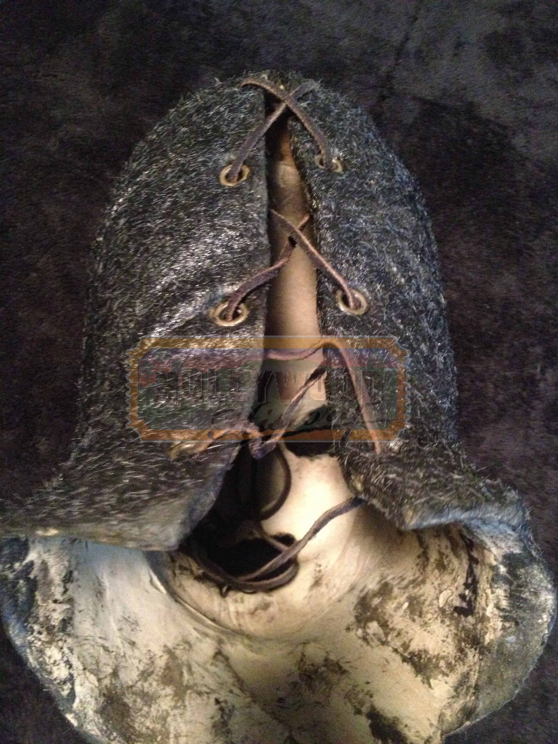 The Collector Mask Display 05 scaled