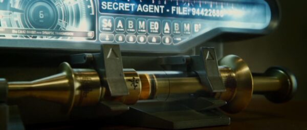Totalrecall2012Syringe_02