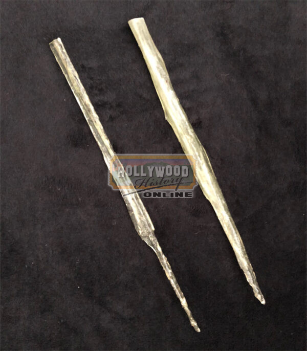 deatrhhouseicecicles2