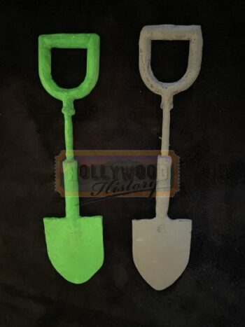 garden gnome shovels