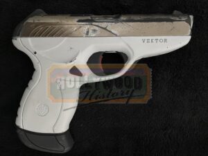 Hunger Games: Mockingjay Part 2, The<br><br> Peacekeeper's Vektor CP-1