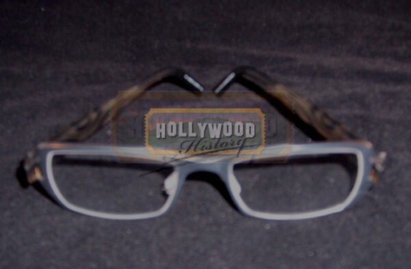 les grossman’s (tom cruise) eye glasses