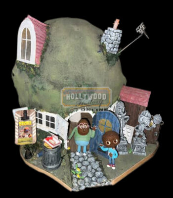 Ryan’s House With Ryan And Mungo Puppets