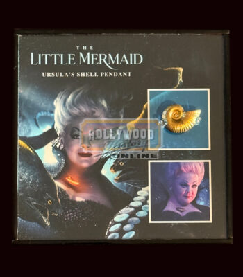 Ursela’s (Melissa Mccarthy) Shell Necklace