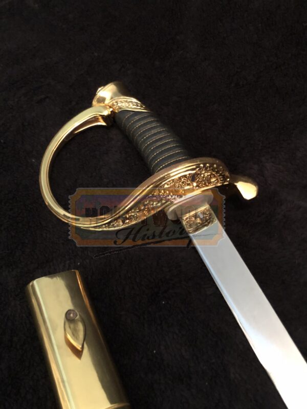 2001 Maniacs
Robert Englund Sword